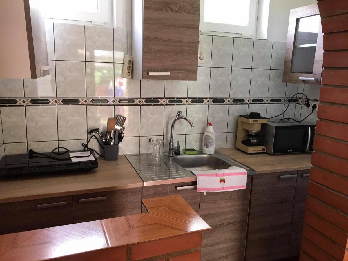Tahiti Apartman Daire Hajdúszoboszló Dış mekan fotoğraf