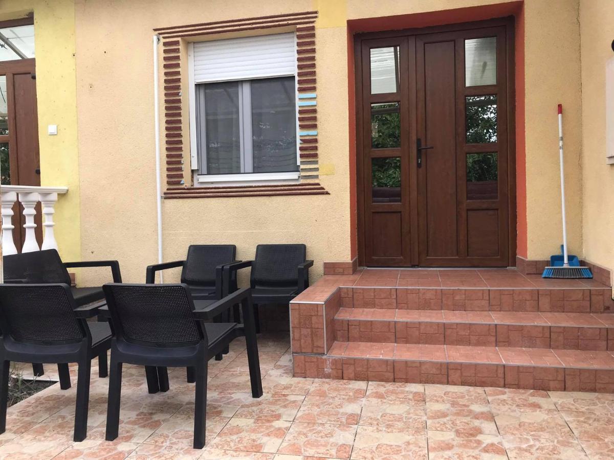 Tahiti Apartman Daire Hajdúszoboszló Dış mekan fotoğraf