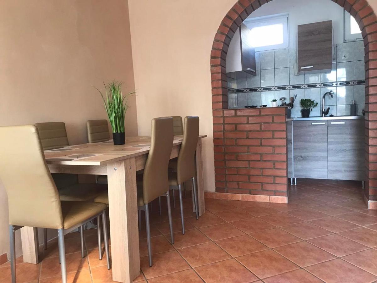 Tahiti Apartman Daire Hajdúszoboszló Dış mekan fotoğraf
